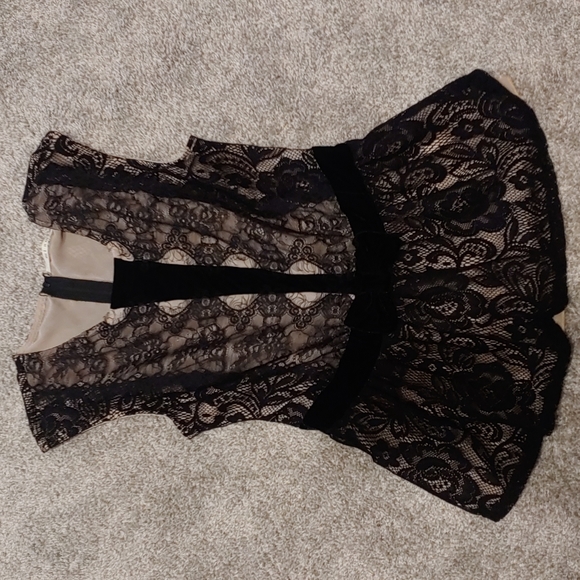 Lace work/night out top - Picture 1 of 4
